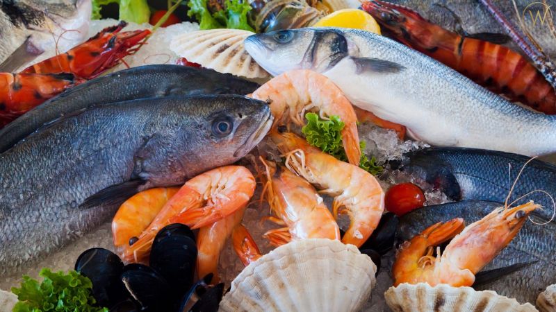 擠痘後應避免食用海鮮