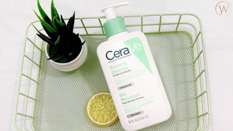 適合油性肌膚的 CeraVe 控油潔膚泡沫洗面乳